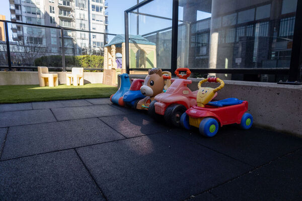 infant play